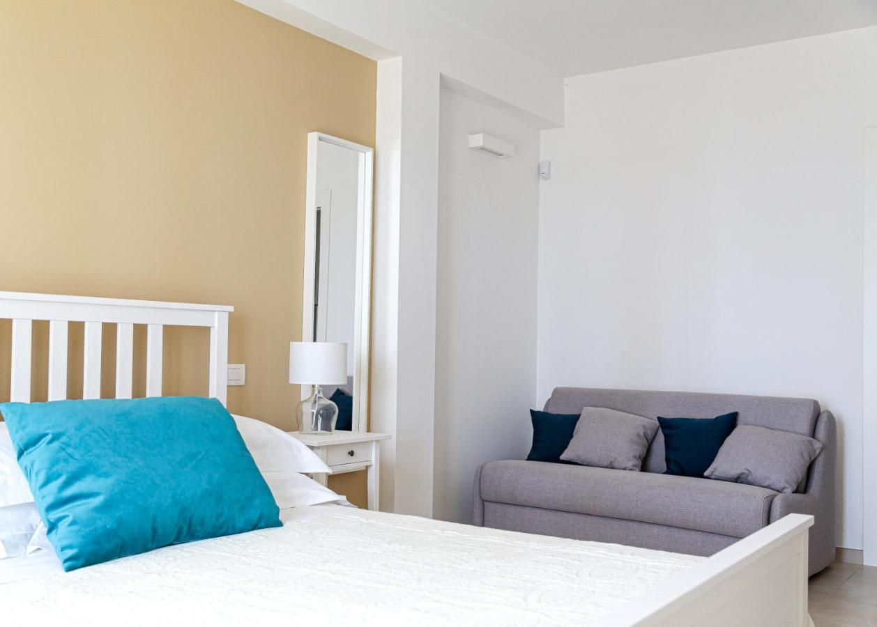 Casa Clementina Rooms Vista Mare Porto Cesareo Kültér fotó